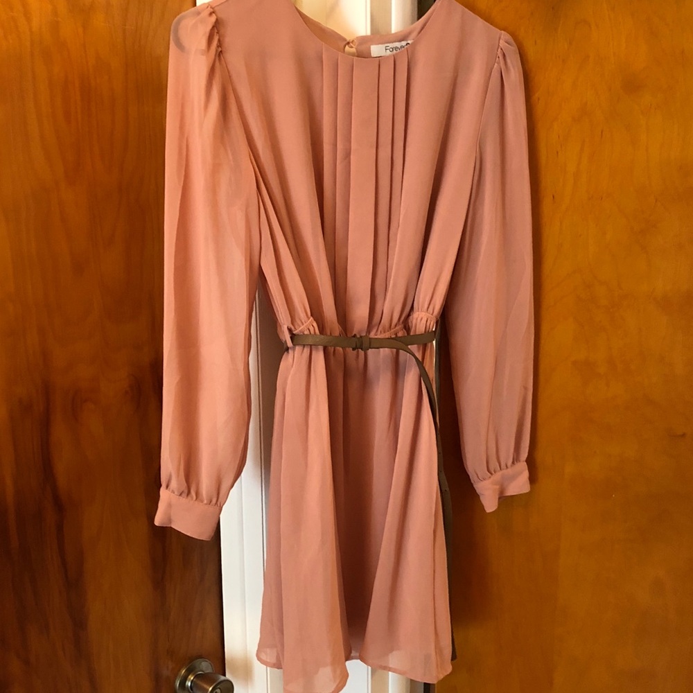 Pink long sleeve dress with brown belt